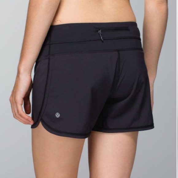 Lululemon Women’s Groovy Run Shorts - Picture 3 of 13